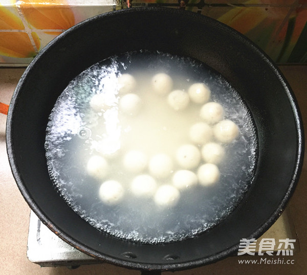 Boiled Rice Dumplings with Eggs and Eggs recipe