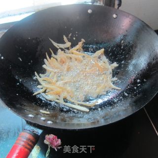 Fried Sea Dried Fish with Salted Radish recipe