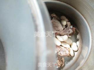 White Kidney Bean and Green Vegetable Keel Soup recipe