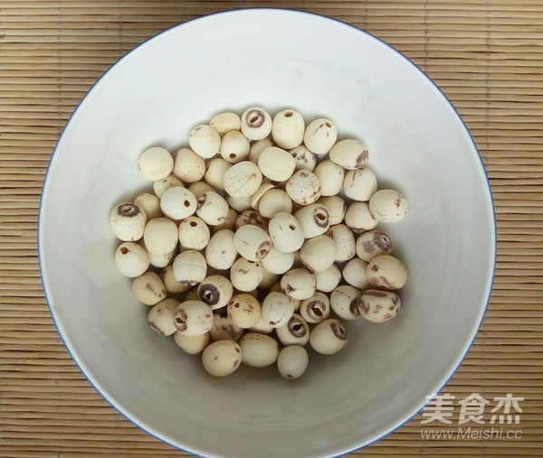 Gorgon Lotus Seed Brown Sugar Porridge recipe