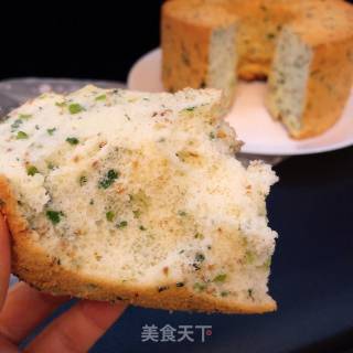 Chrysanthemum Sesame Chiffon Cake recipe