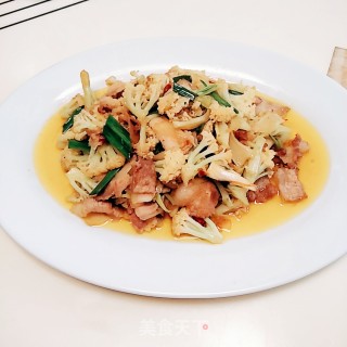 Stir-fried Cauliflower with Pork Belly recipe