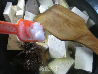 Braised Rubber Fish with Old Tofu recipe