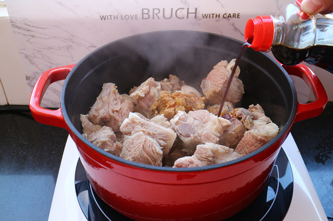 Pork Ribs Stewed with Potatoes in A Pot recipe