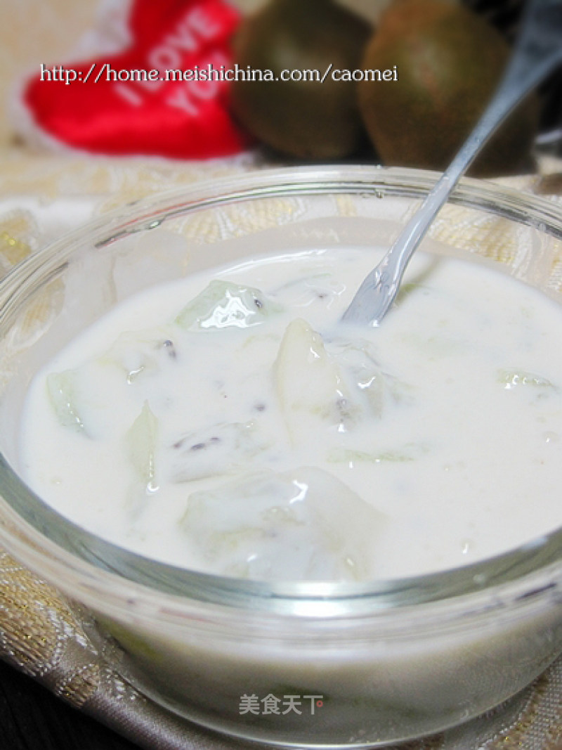 Kiwi Pulp Yogurt (with Homemade Yogurt Process) recipe