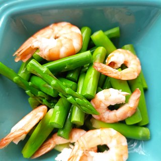 Asparagus, Pea and Shrimp Salad recipe