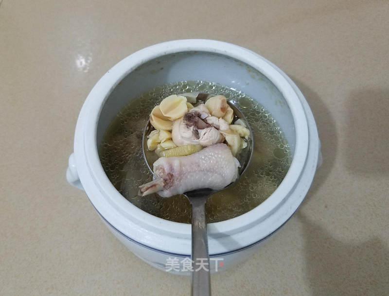 Lotus Seed Stewed Chicken Soup recipe