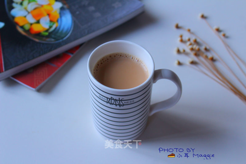 Homemade Hong Kong Style Red Bean Milk Tea (soy Milk Machine Board) recipe