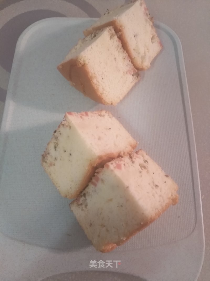 Salted Ham and Pork Floss Chiffon Cake (8 Inches)
