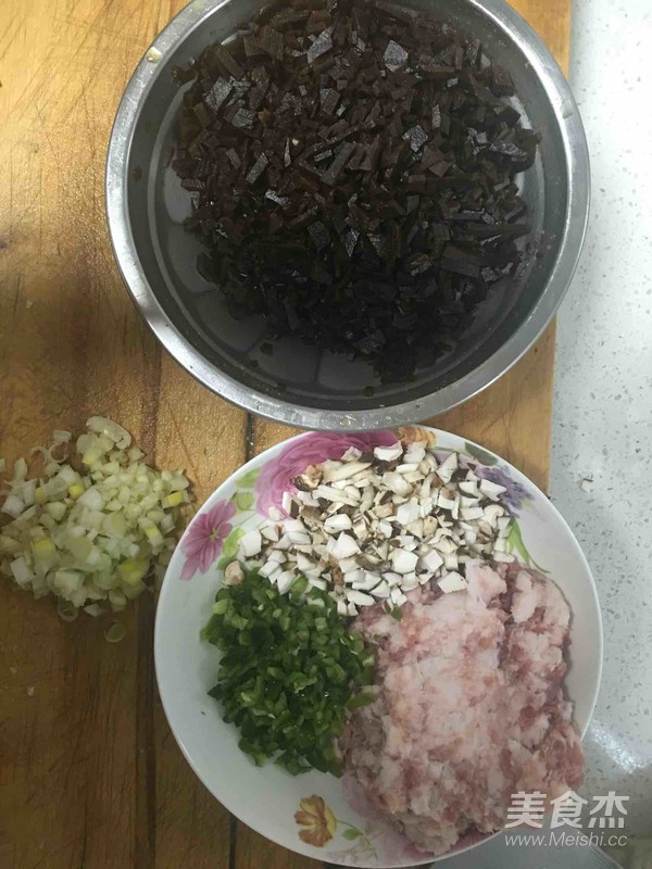 Stir-fried Minced Pork with Rose Kohlrabi recipe