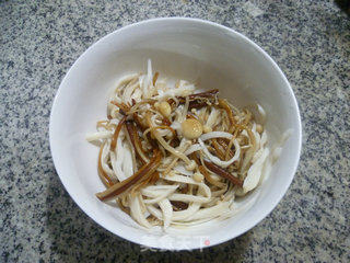 Golden Needle Mushroom Mixed with King Pleurotus recipe