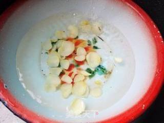 Banana Lily Tremella Soup recipe