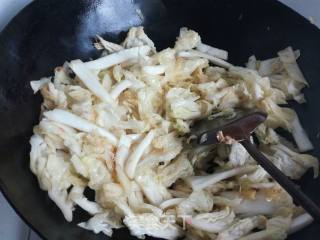 Chinese Cabbage Stewed Vermicelli and Frozen Tofu recipe