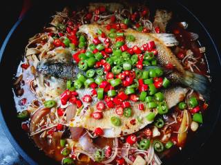 Home-cooked Fish in An Electric Baking Pan: Double Pepper Perch recipe