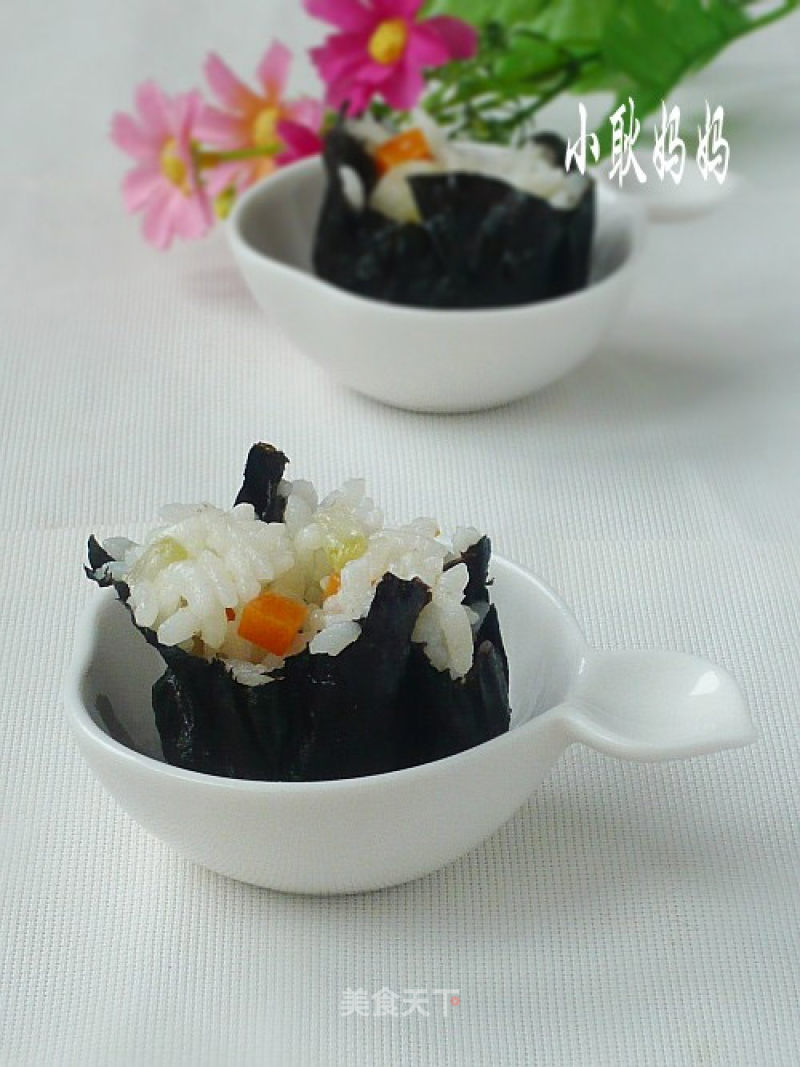Sour and Refreshing Appetizer-seaweed Rice Balls recipe