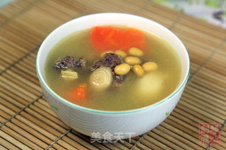 Soy Oxtail Soup recipe