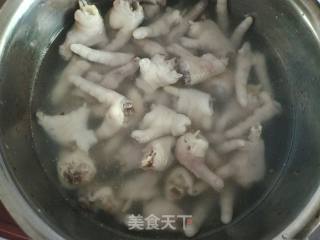 Early Autumn Health-lemon Chicken Feet recipe
