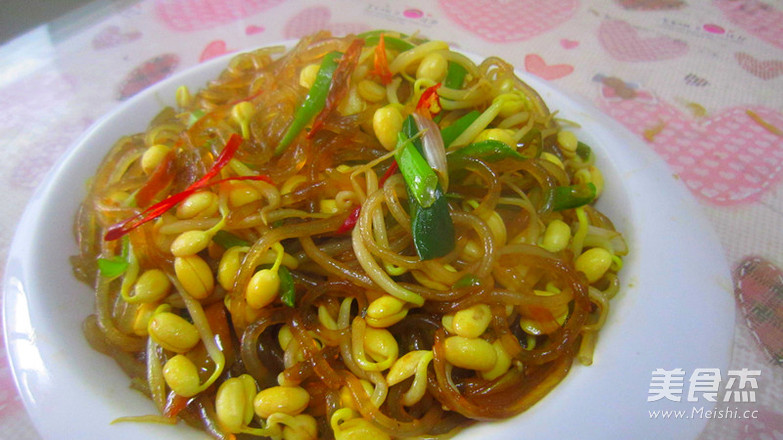 Fried Noodles with Bean Sprouts recipe