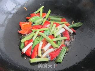 Stir-fried Bacon with Double Pepper recipe