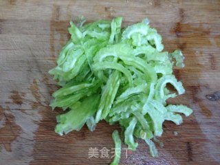 L Cold Bitter Gourd recipe