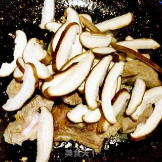 Mushroom Ribs Congee recipe