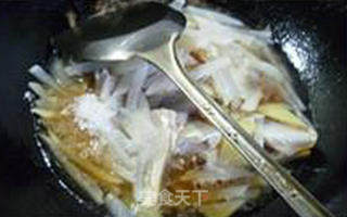 Small Yellow Croaker with Shredded Radish recipe