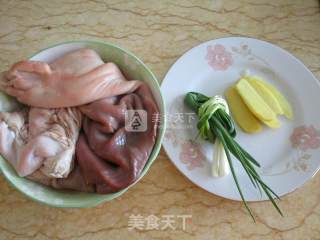 Stir-fried Green Garlic Belly Slices recipe