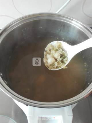 Mung Bean Lily Lotus Seed Soup recipe
