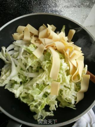 Stir-fried Cabbage with Bean Curd recipe