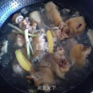 Trotter Tail Soup recipe
