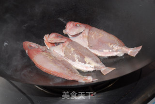 【cantonese Cuisine】half-fried Red-eye Silver Carp recipe