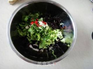 Lettuce Mixed with Fungus recipe