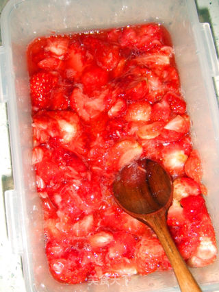 Commemorating The First Anniversary---strawberry Frozen Cheese recipe