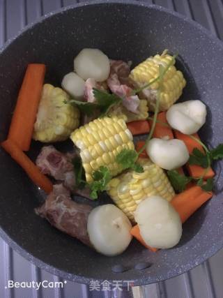 Corn Horseshoe Dragon Bone Soup recipe