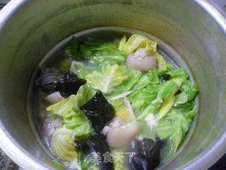 Black Fungus Beef Cabbage Hoof Soup recipe