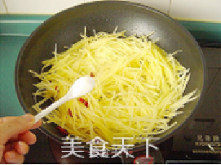 Hot and Sour Potato Shreds recipe