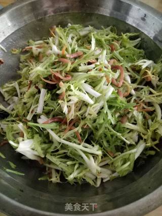 Clove Fish Mixed with Bitter Chrysanthemum recipe