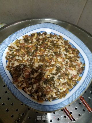 Steamed Meat Cake with Mei Cai recipe