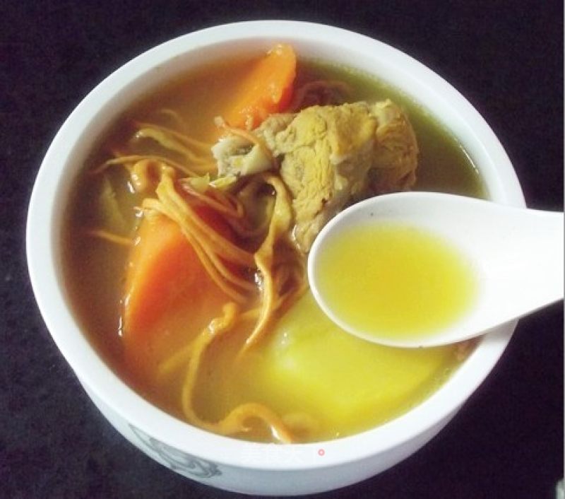 Spleen Nourishing Beauty Cordyceps Flower Yam Spare Rib Soup recipe