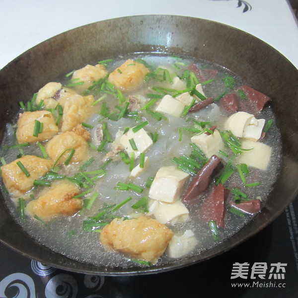Bone Soup Tofu Pork Blood Flavor Pot recipe
