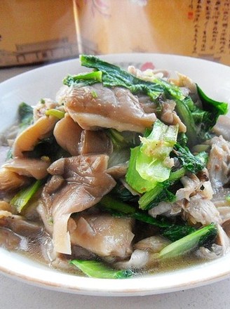 Roasted Fresh Mushrooms with Chinese Cabbage