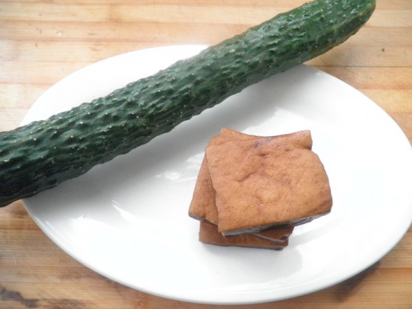 Cucumber Mixed with Fragrant Dried recipe