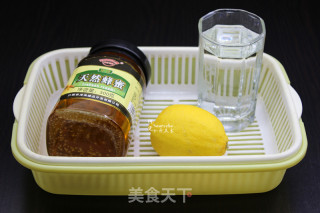 Fragrant Lemon Honey Tea recipe