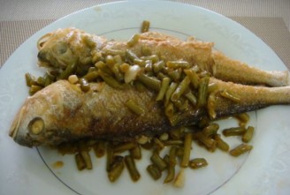 Braised Yellow Croaker with Capers recipe