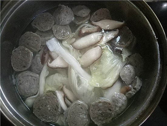 Egg and Mushroom Beef Ball Noodle Soup recipe