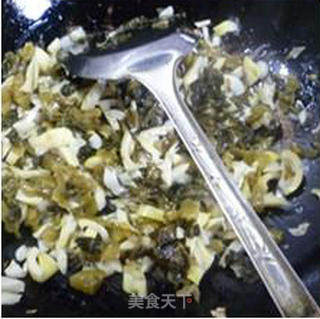 Fried Bamboo Shoot Tip with Sauerkraut recipe