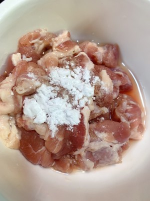 Stir-fried Mushrooms with Sliced Pork recipe