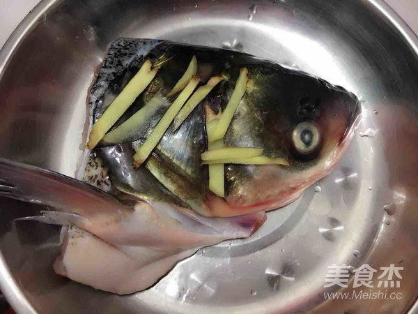 Tofu Fish Head Soup recipe