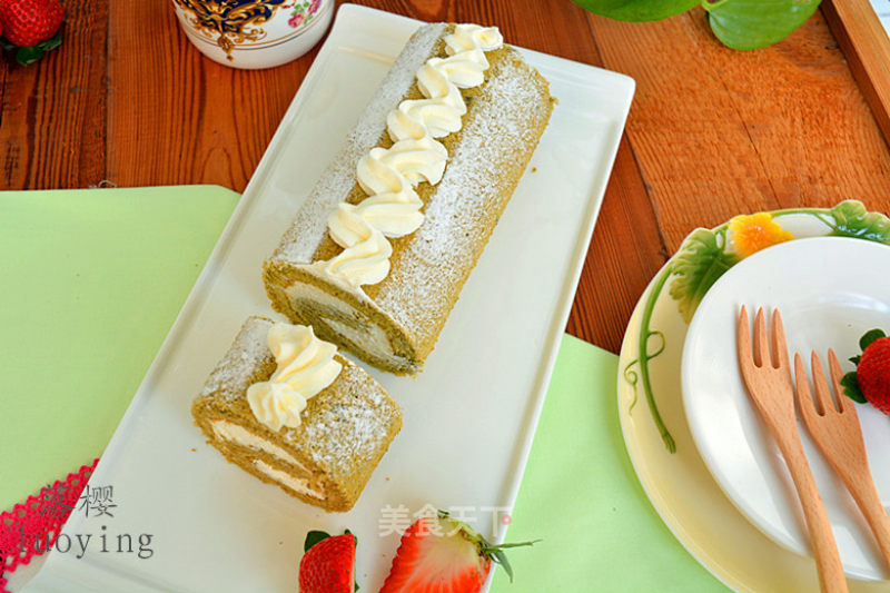 Matcha Cake Roll