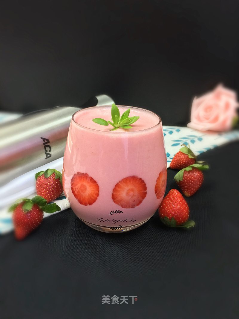 Strawberry Milkshake recipe